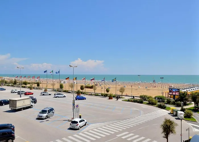 Apartamento Seafront Luminous Flat In Bibione-beahost