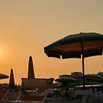 Seafront Luminous Flat In Bibione-beahost ビビオーネ