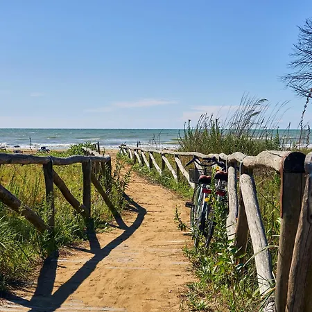Seafront Luminous Flat In Bibione-beahost Bibione