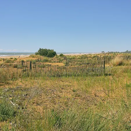 Bright Seafront Flat In Bibione With Side Sea View *